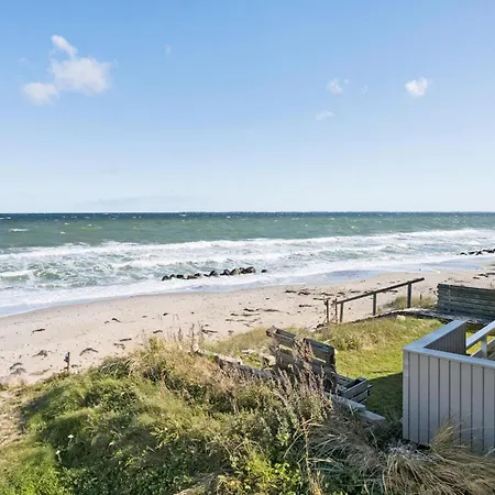 2 Bedroom Lovely In Hébergement de vacances