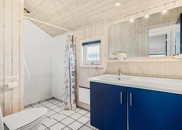 2 Bedroom Lovely In Vakantiehuis