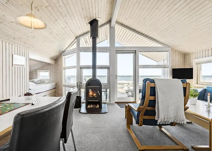 Vakantiehuis 2 Bedroom Lovely In Otterup